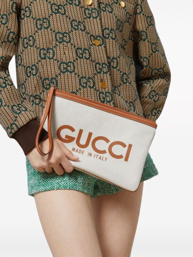 GUCCI,GG SUPREME HANDBAG