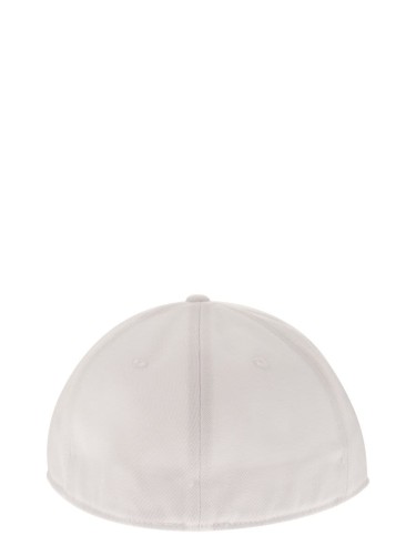 TONAL CAP