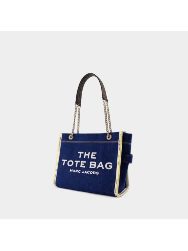 THE MEDIUM TOTE BAG