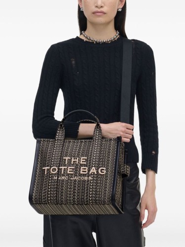 THE MEDIUM TOTE BAG