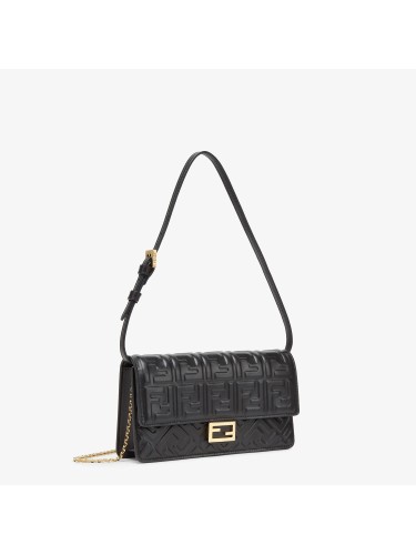 FENDI,BAGUETTE WALLET ON CHAIN