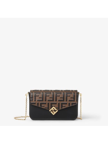 FENDI,BAGUETTE WALLET ON CHAIN