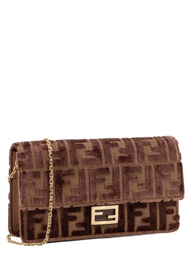 FENDI,BAGUETTE WALLET ON CHAIN