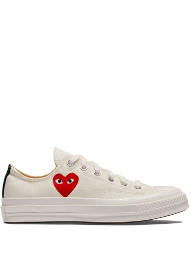SMALL RED HEART LOW TOP SHOES