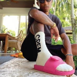 New collab Adidas X Pharrell.